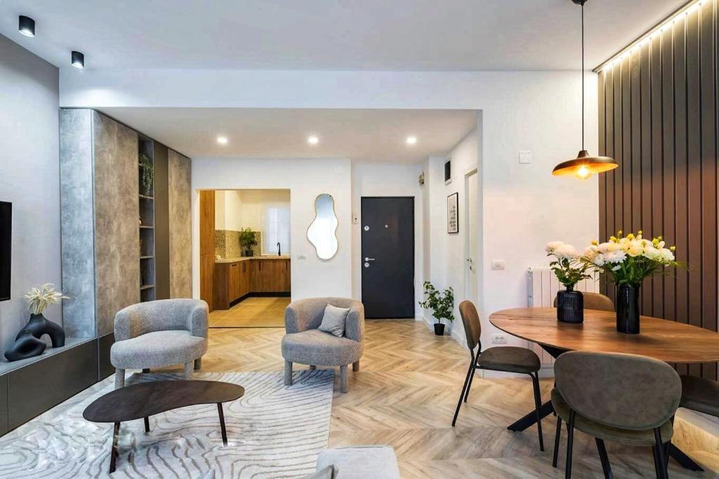 Angelo Bello Luxury Suite City Center By Sattal Bukarest Exteriör bild